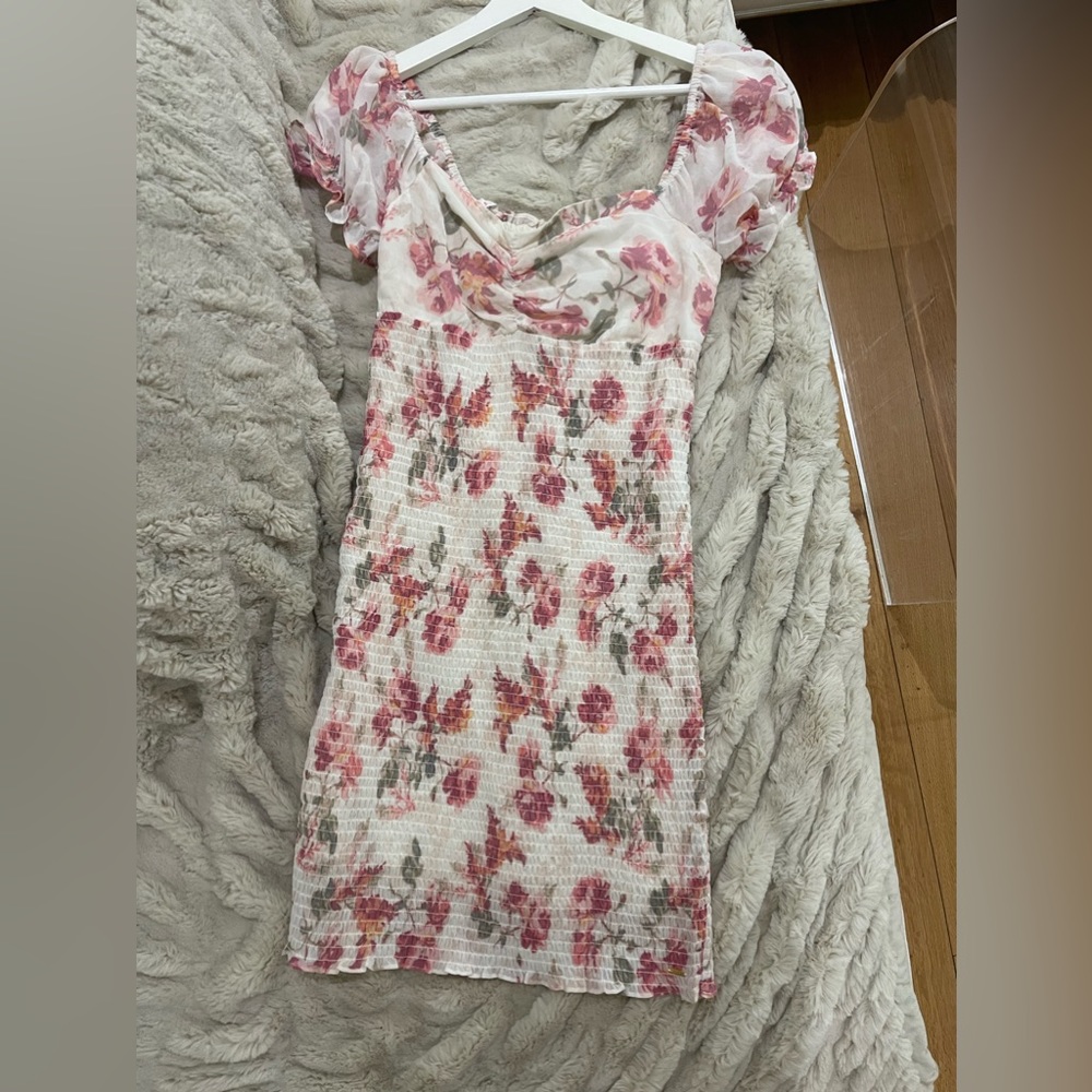 Guess dress new without tags